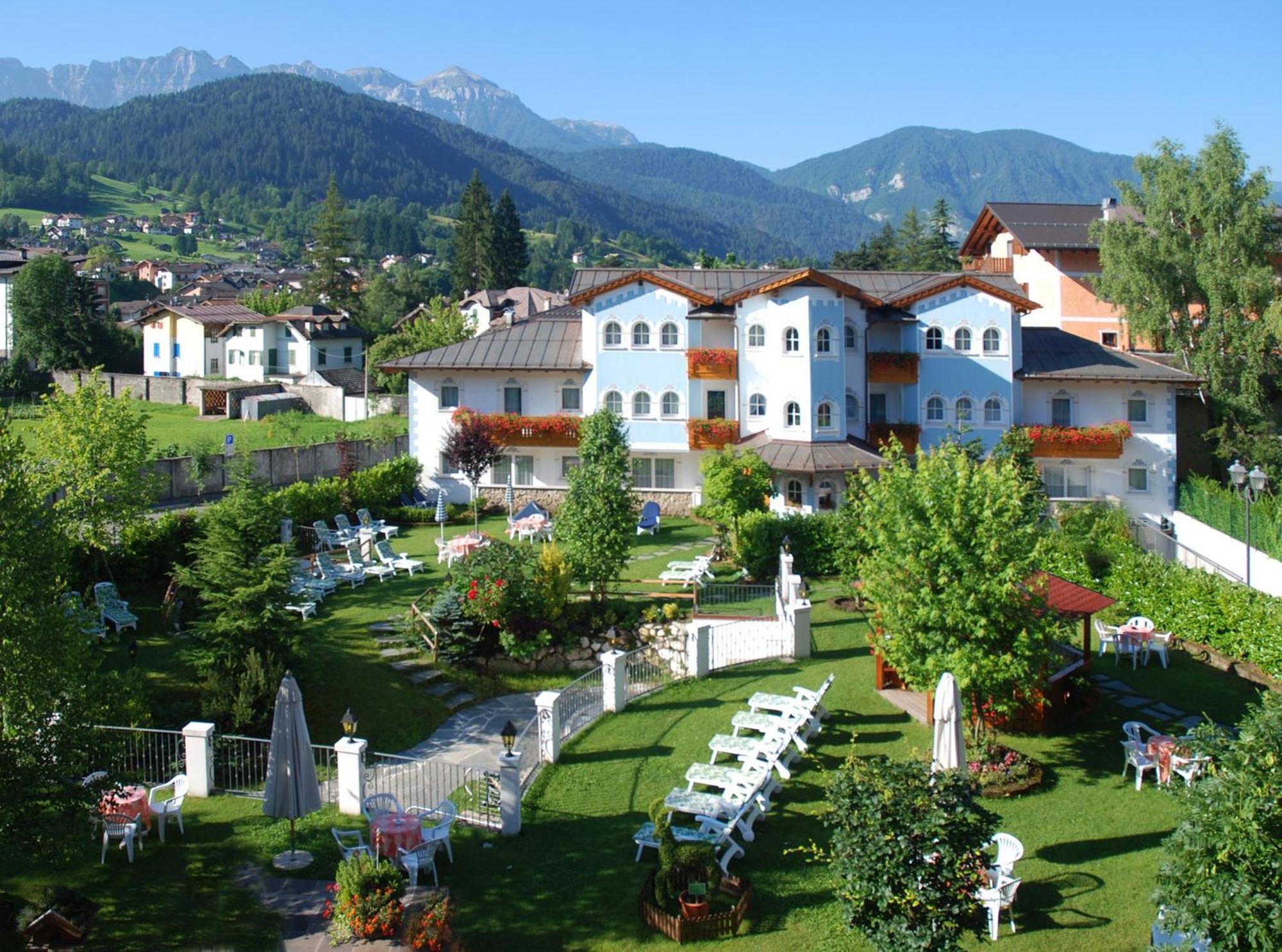 Brunet - The Dolomites Resort Fiera Di Primiero Exterior foto